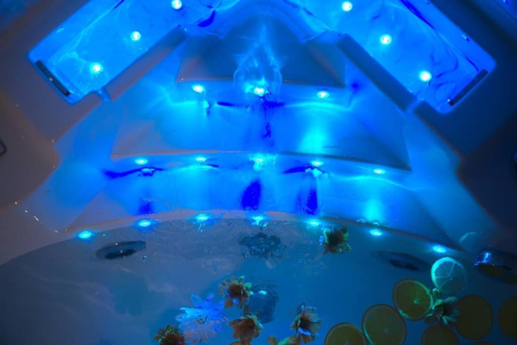 Luxury Room Jacuzzi Centre Ville Haut De Gamme Mulhouse Kültér fotó